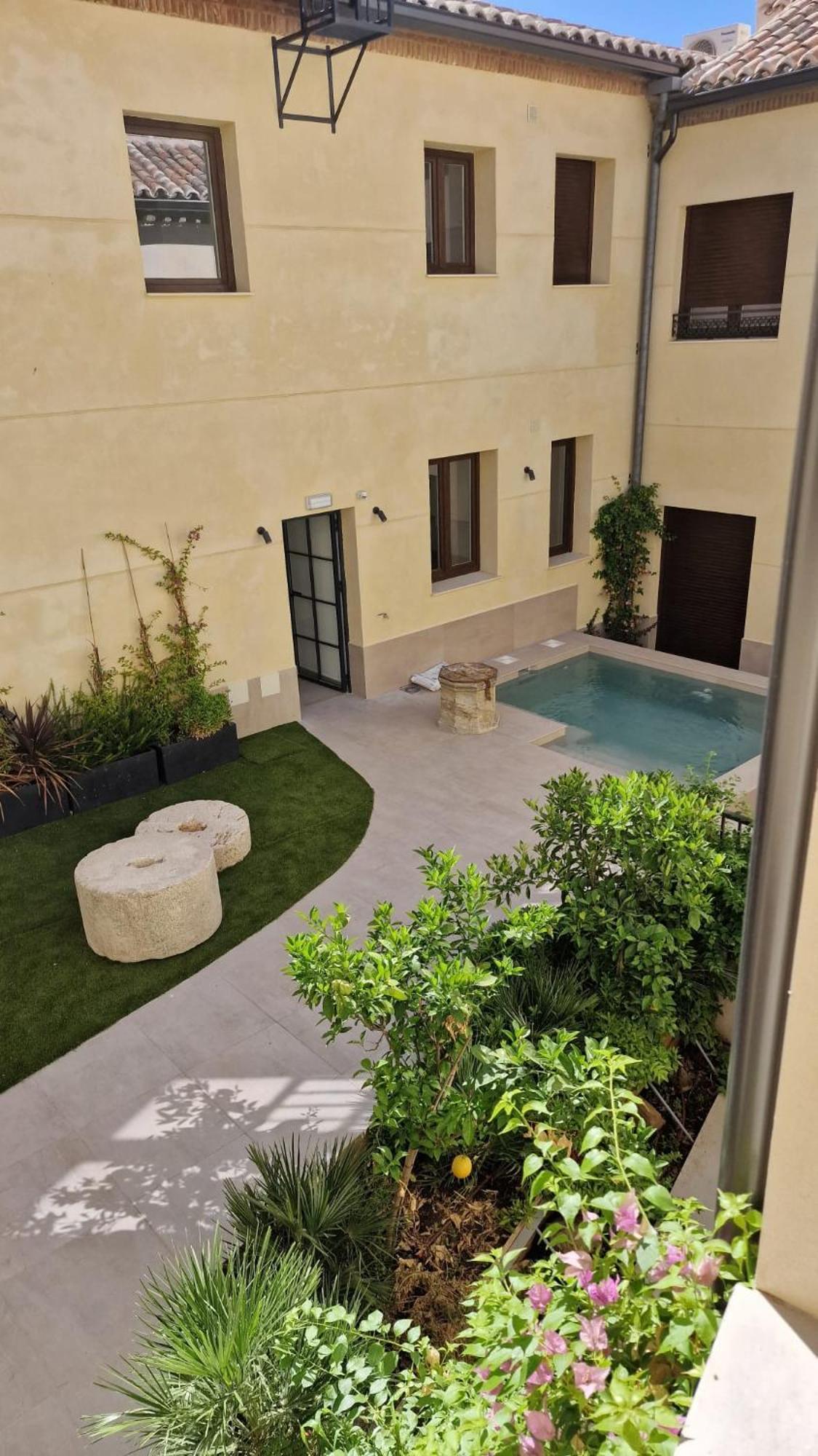 Apartamento En Toledo Bagu公寓 外观 照片