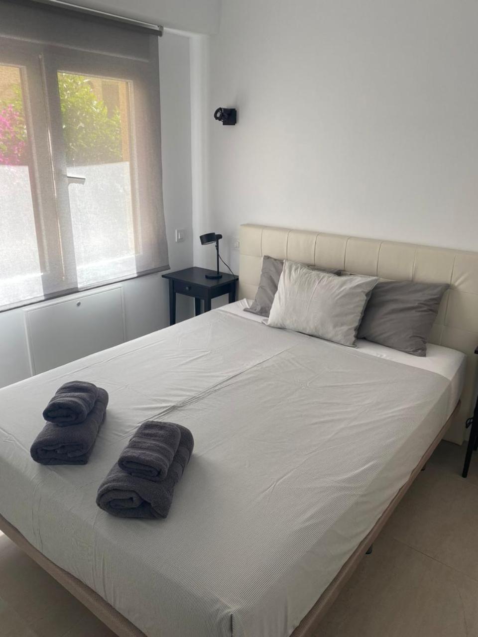 Apartamento En Toledo Bagu公寓 外观 照片